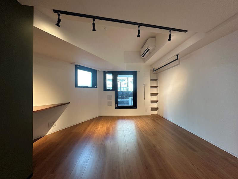 ZOOM信濃町 リビング