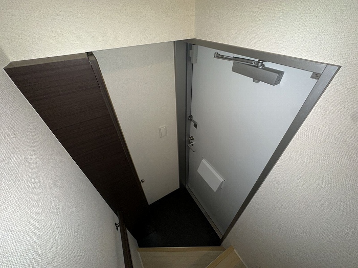 レオネクストプリンシパル中野 玄関