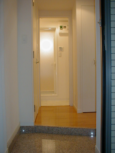 ステージファースト新中野 玄関