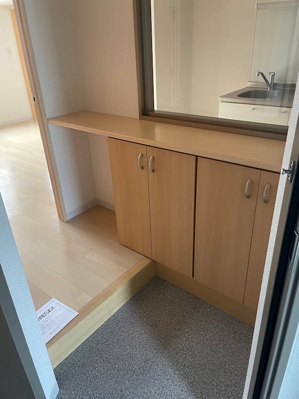 コンフォート東新宿 玄関