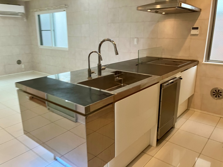 本町戸建 リビング