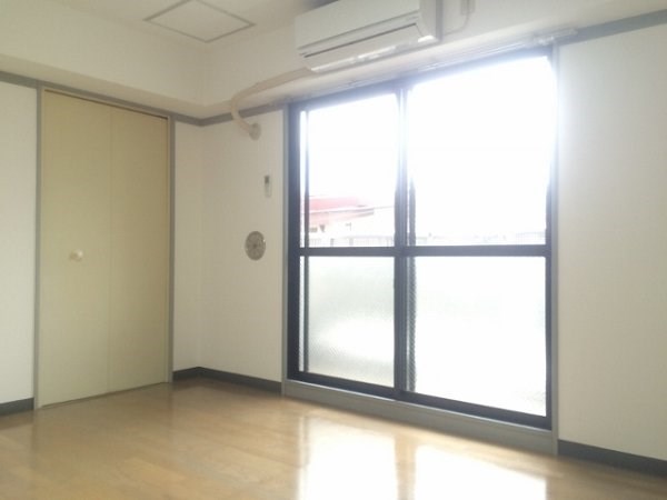 リバーストーン 玄関