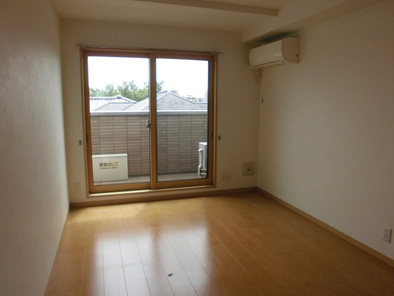 カーサ大井倉田 リビング