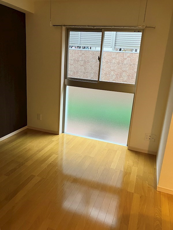 グリフォン リビング