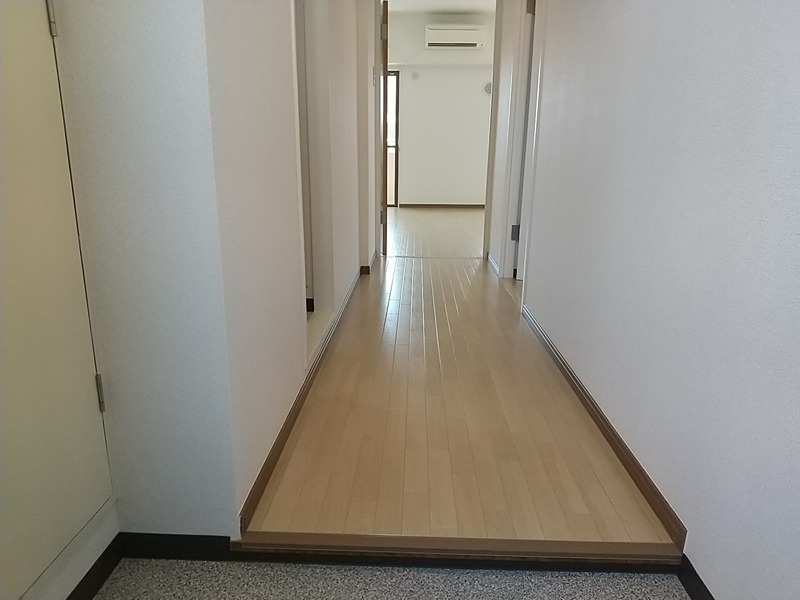 アーツ白金 玄関