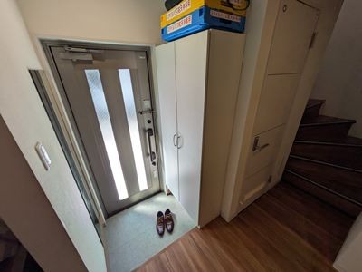 style house祐天寺 玄関