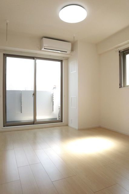 グランデール四谷 リビング