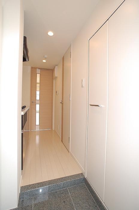 グランドコンシェルジュ新宿北 玄関