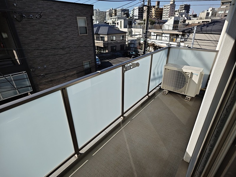 エスティメゾン新中野 ベランダ