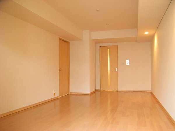 エスティメゾン中野富士見町 リビング