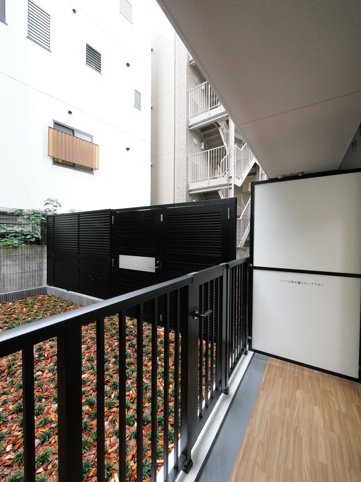 ラフィスタ中野本町 ベランダ