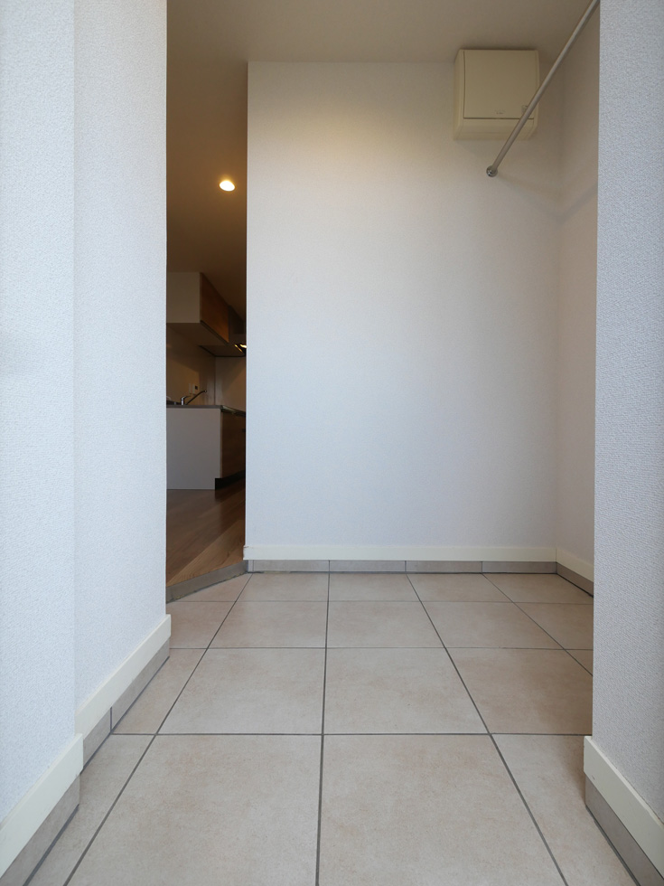 スペリオール白金台 玄関