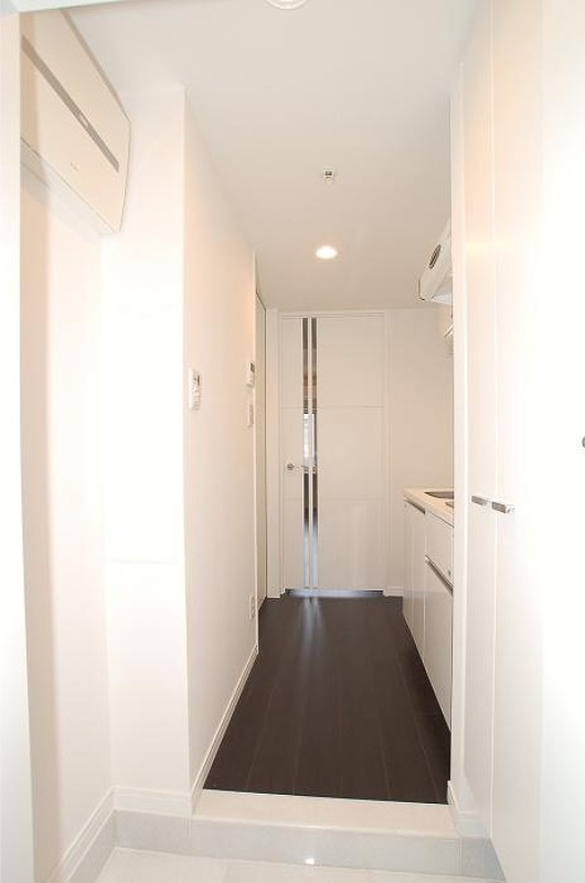 ステージファースト新宿原町 玄関