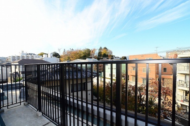 グランドコンシェルジュ三宿アジールコート ベランダ