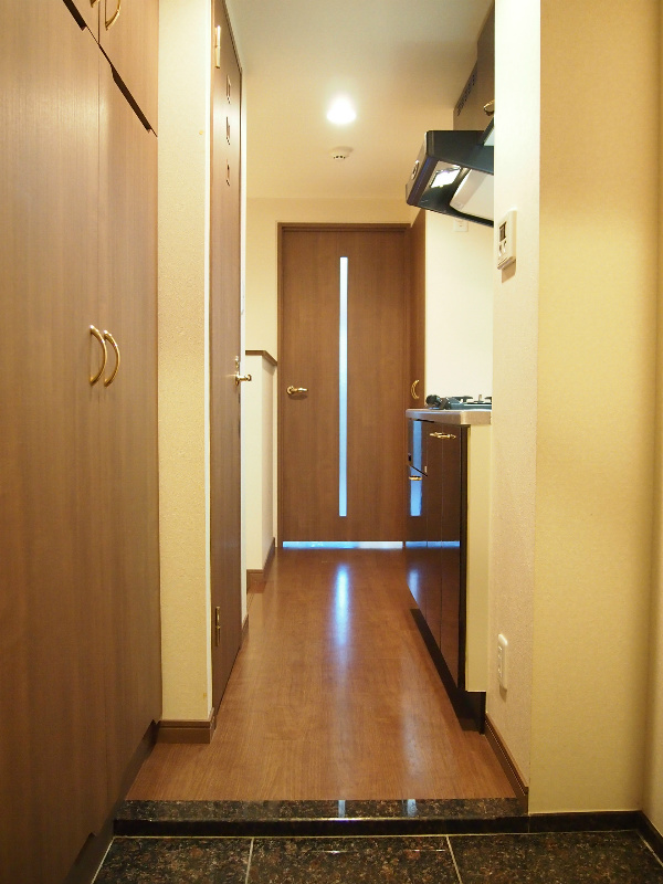 ルーブル中野新橋参番館 玄関