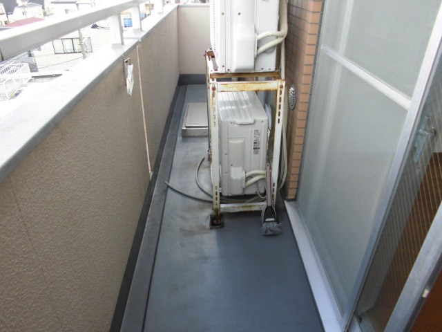 ロイヤルエクセレント学芸大 ベランダ