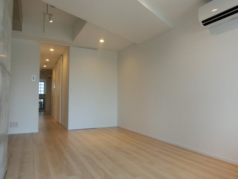 ZOOM新宿夏目坂 リビング