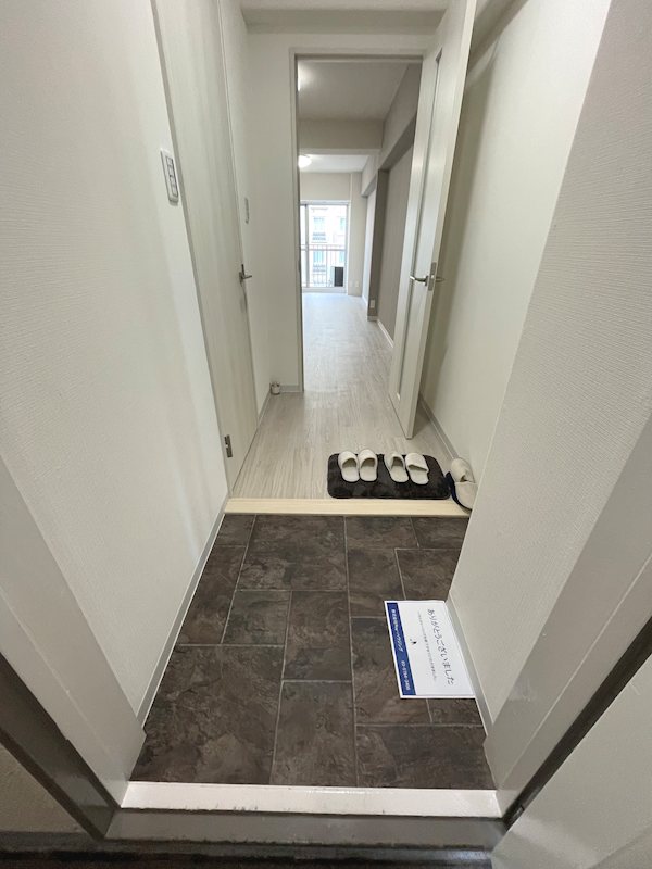 メガロン大井町 玄関