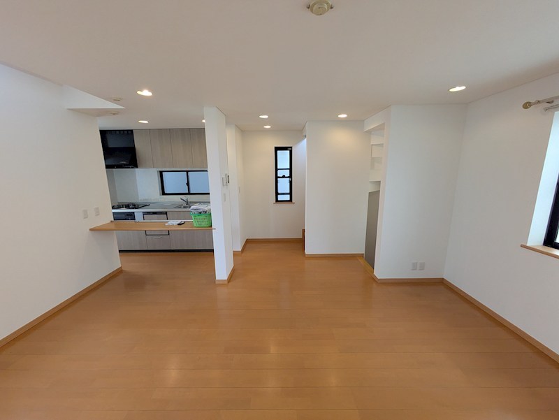 鷹番2丁目戸建 リビング