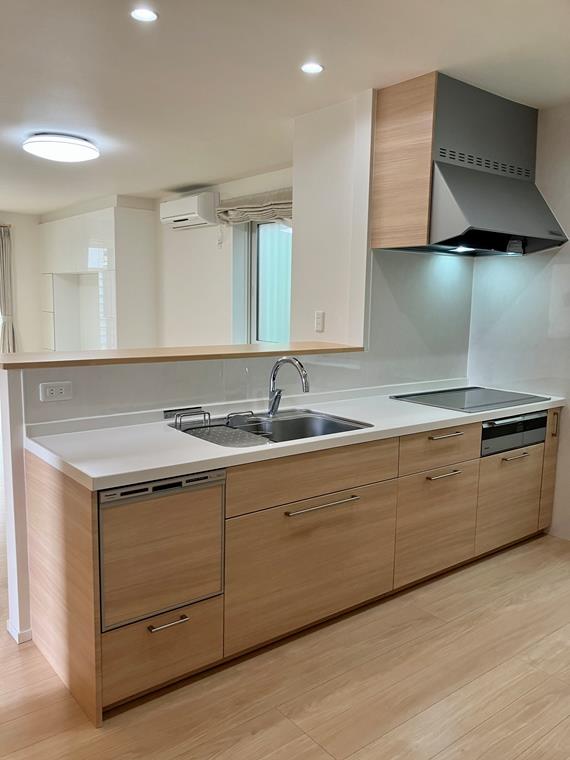 代沢戸建 リビング