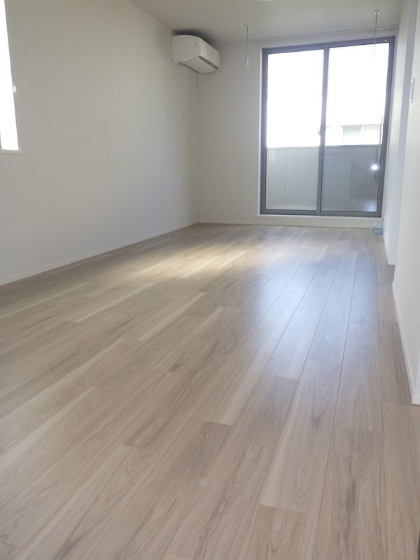 ビバグランデ桃林   リビング