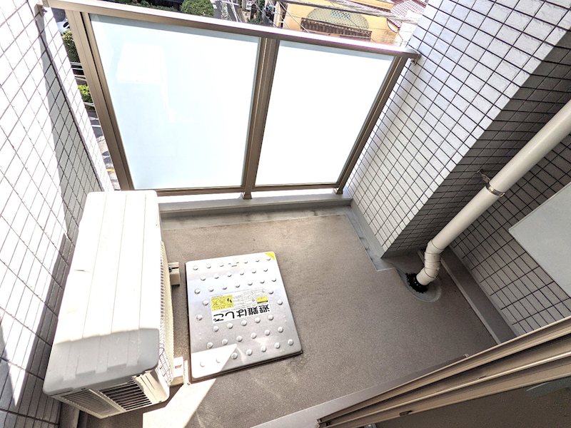 プラティーク新宿原町 ベランダ