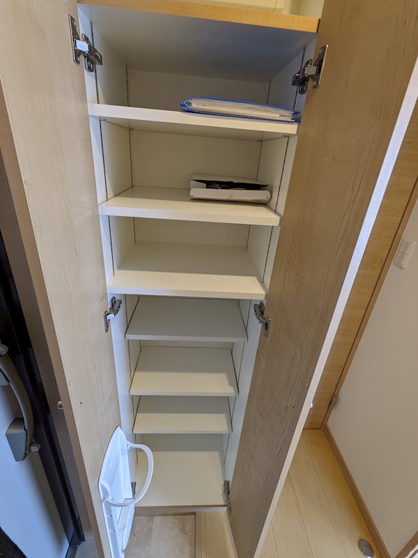 プラティーク桜新町 玄関