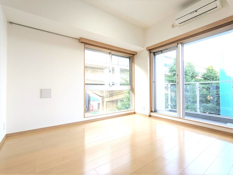 プラティーク桜新町 リビング