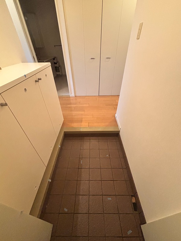 リュゼ経堂 玄関