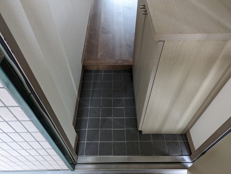 シャンテ三宿 玄関