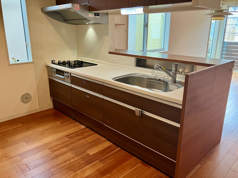 和泉戸建 リビング