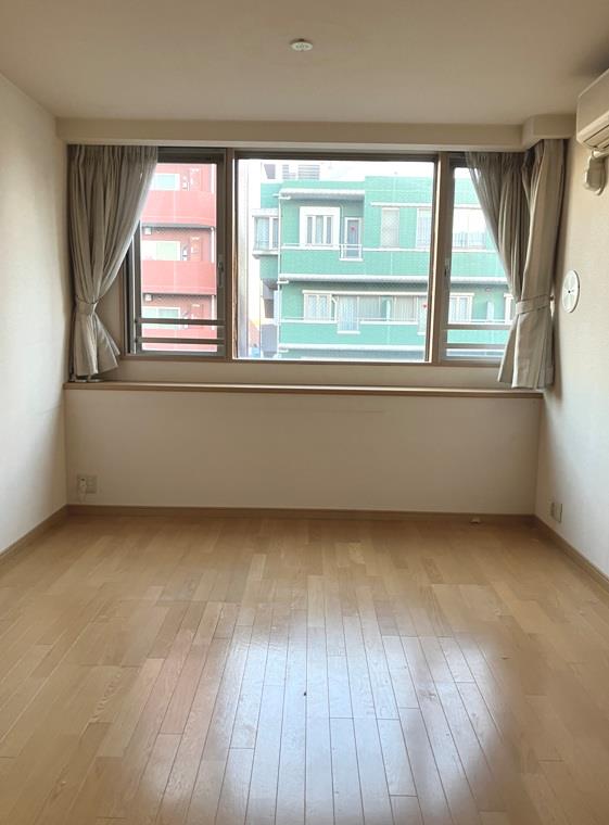 シティハイツ本郷 玄関