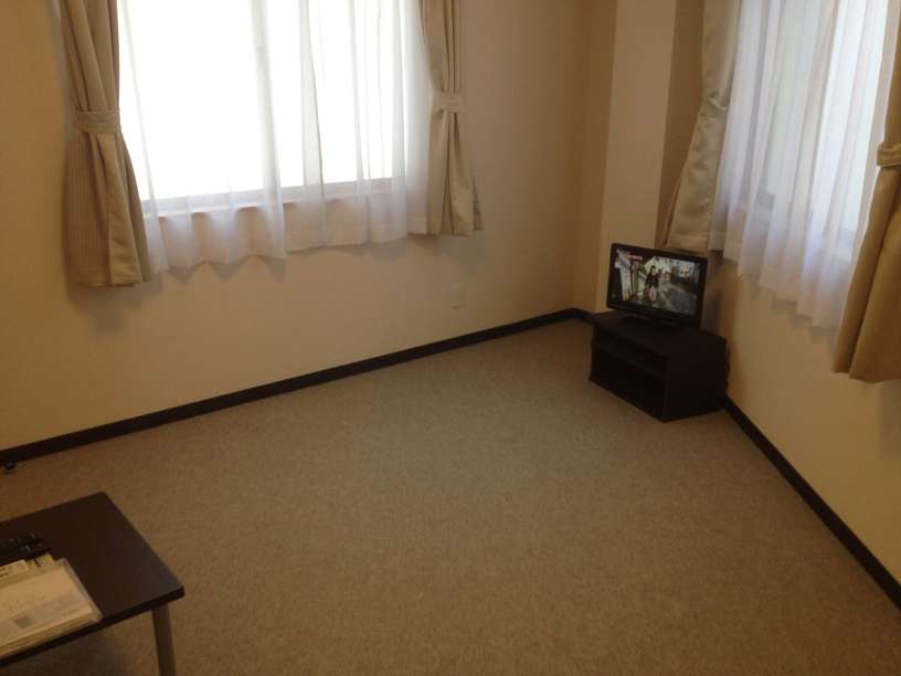 レオパレスファラオ後楽安藤坂 リビング