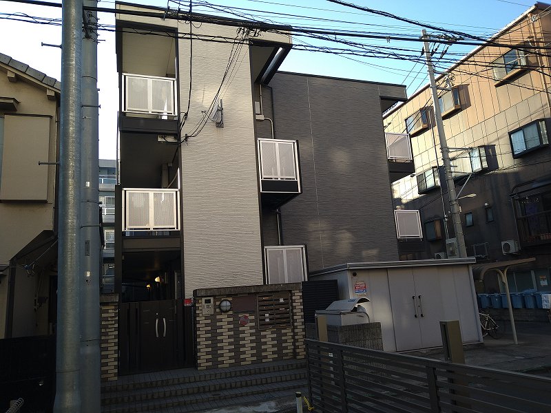 レオパレスプランタン 外観写真