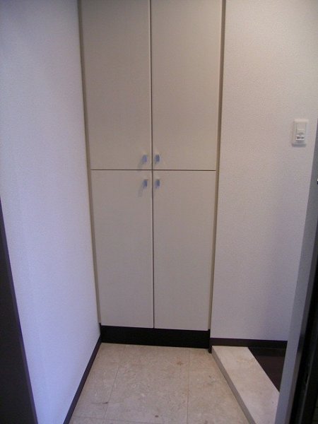 フェニックス高円寺伍番館 玄関