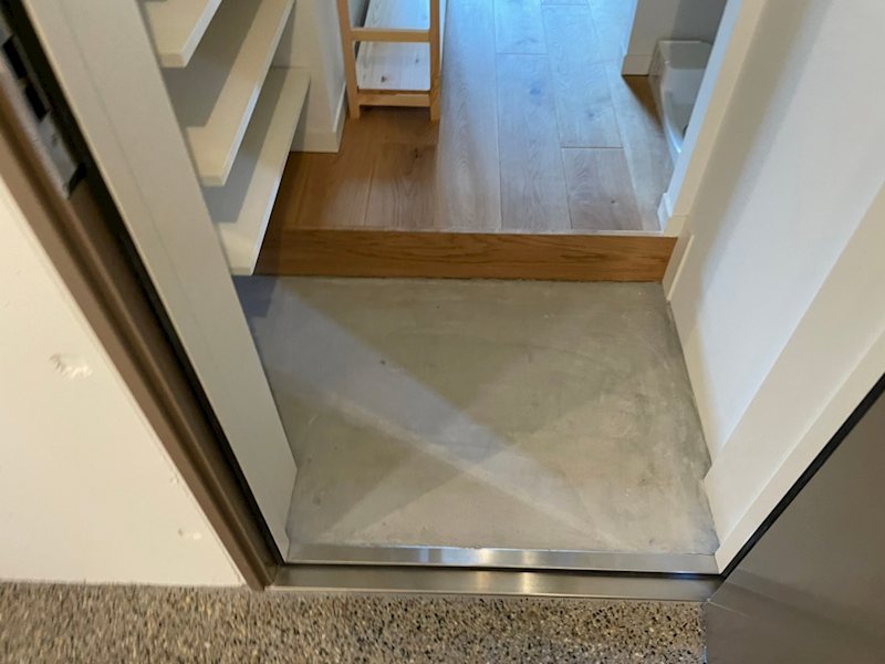 旗の台アパートメント 玄関