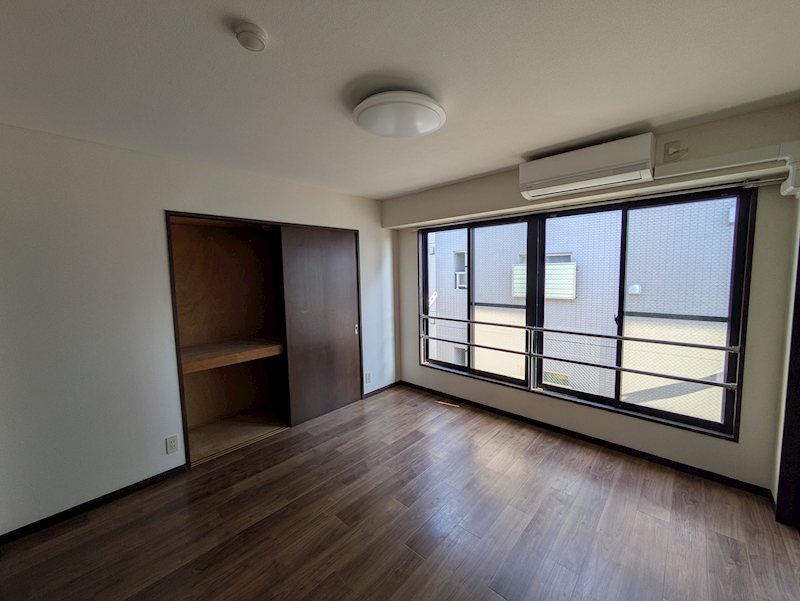 パレスガル ベッドルーム