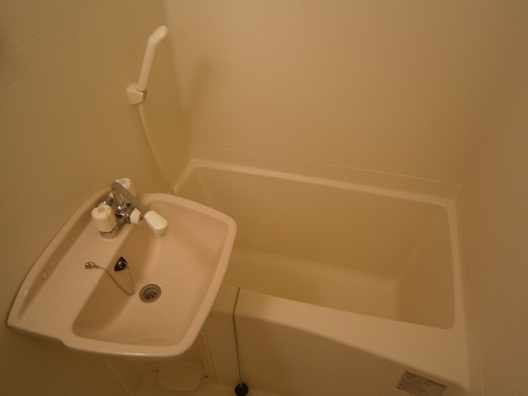 レオパレスアットホーム 風呂画像