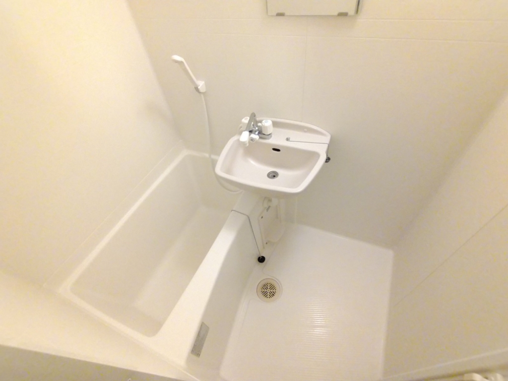 レオパレスＤＥＡＲＥＳＴ 風呂画像