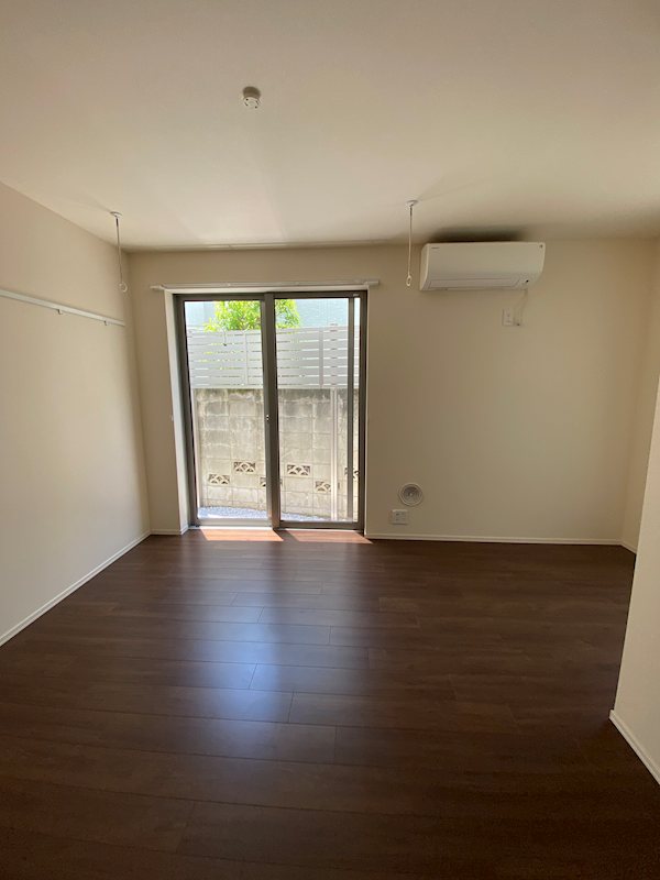 メゾンブラッシュ代々木上原   リビング