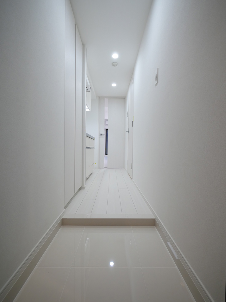 PREMIUM CUBE 中野富士見町 玄関