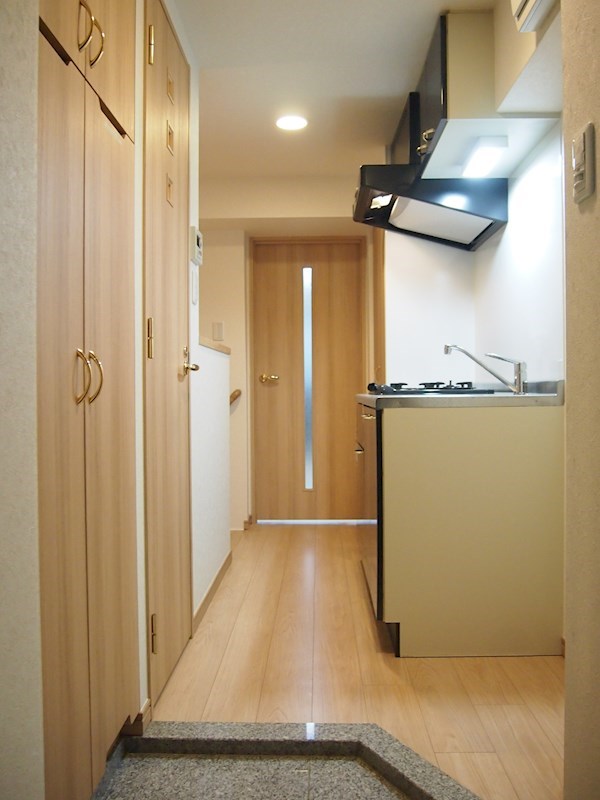 ルーブル中野富士見町伍番館 玄関