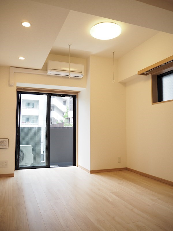 ルーブル新宿原町 リビング