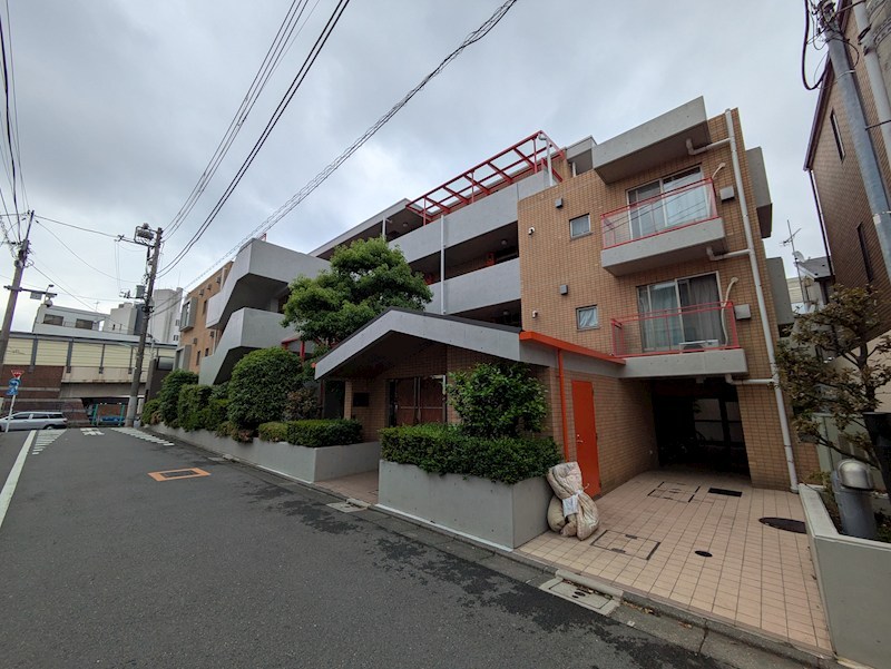 レベント柿の木坂 303号室 外観