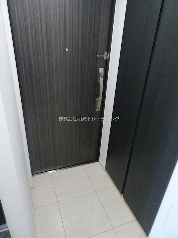 ｳﾞｧﾚｯｼｱ早稲田駅前ｼﾃｨ 玄関