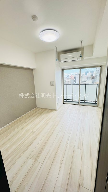 ｳﾞｧﾚｯｼｱ早稲田駅前ｼﾃｨ リビング