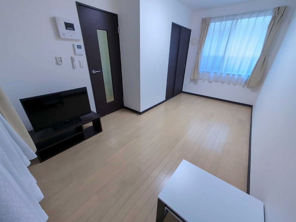 レオネクストＳｅｎｓｕｉⅣ リビング