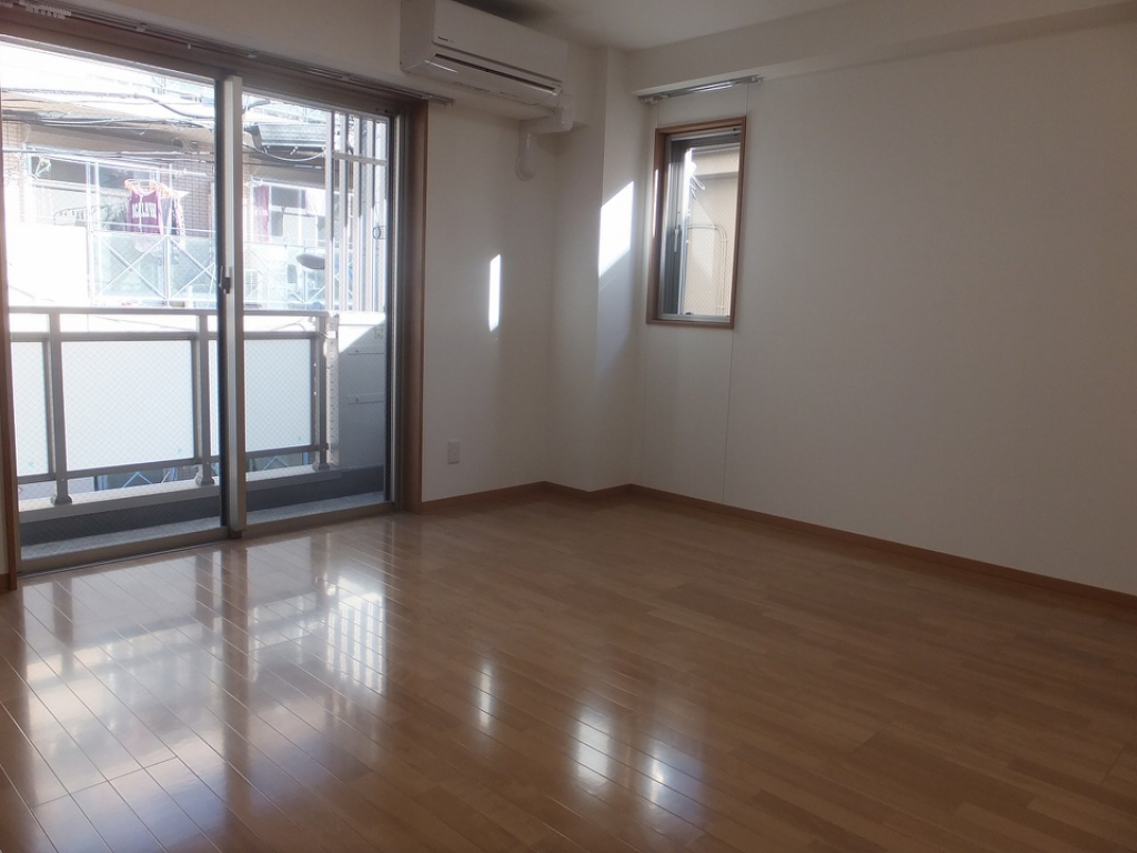 レオパレスＫ・Ｒｏｙａｌ リビング