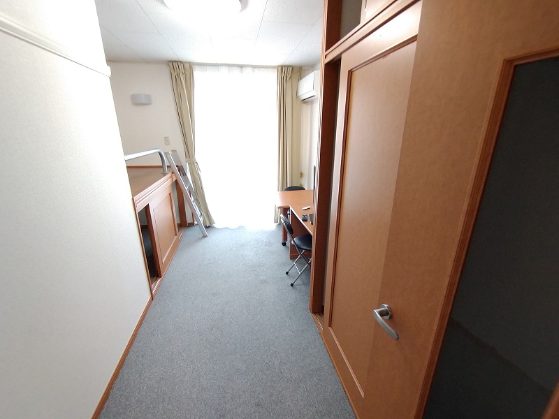 レオパレス駒場東大前 リビング