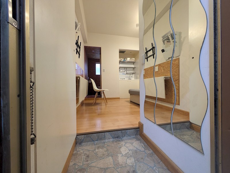 サンダーソンレジデンス 玄関